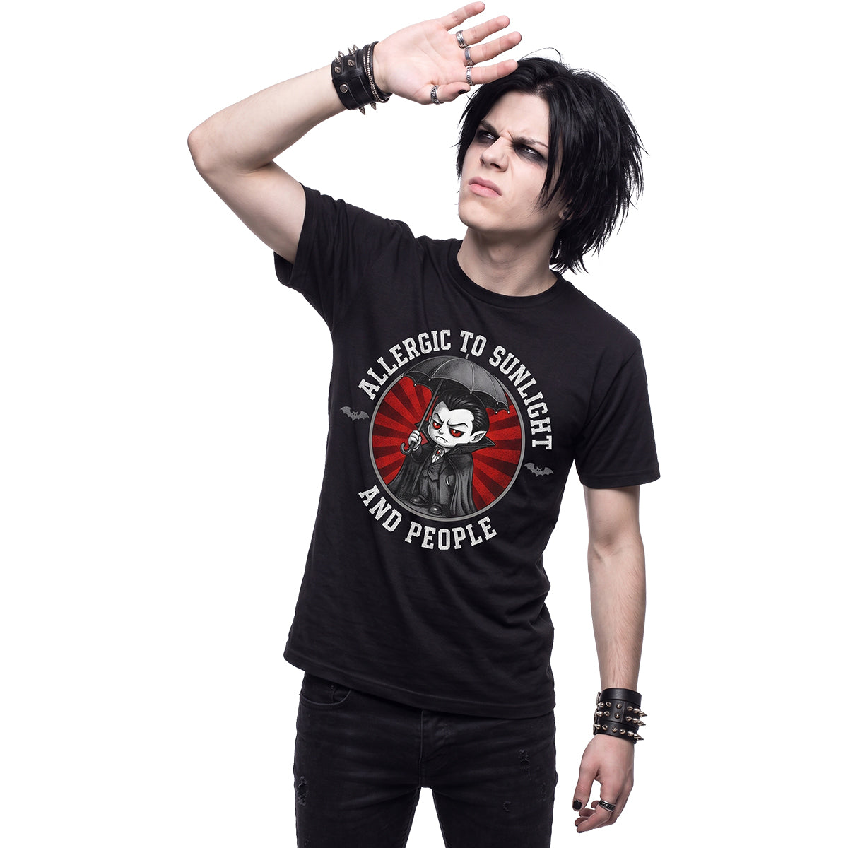 ALLERGIES - T-shirt noir avec imprimé sur le devant